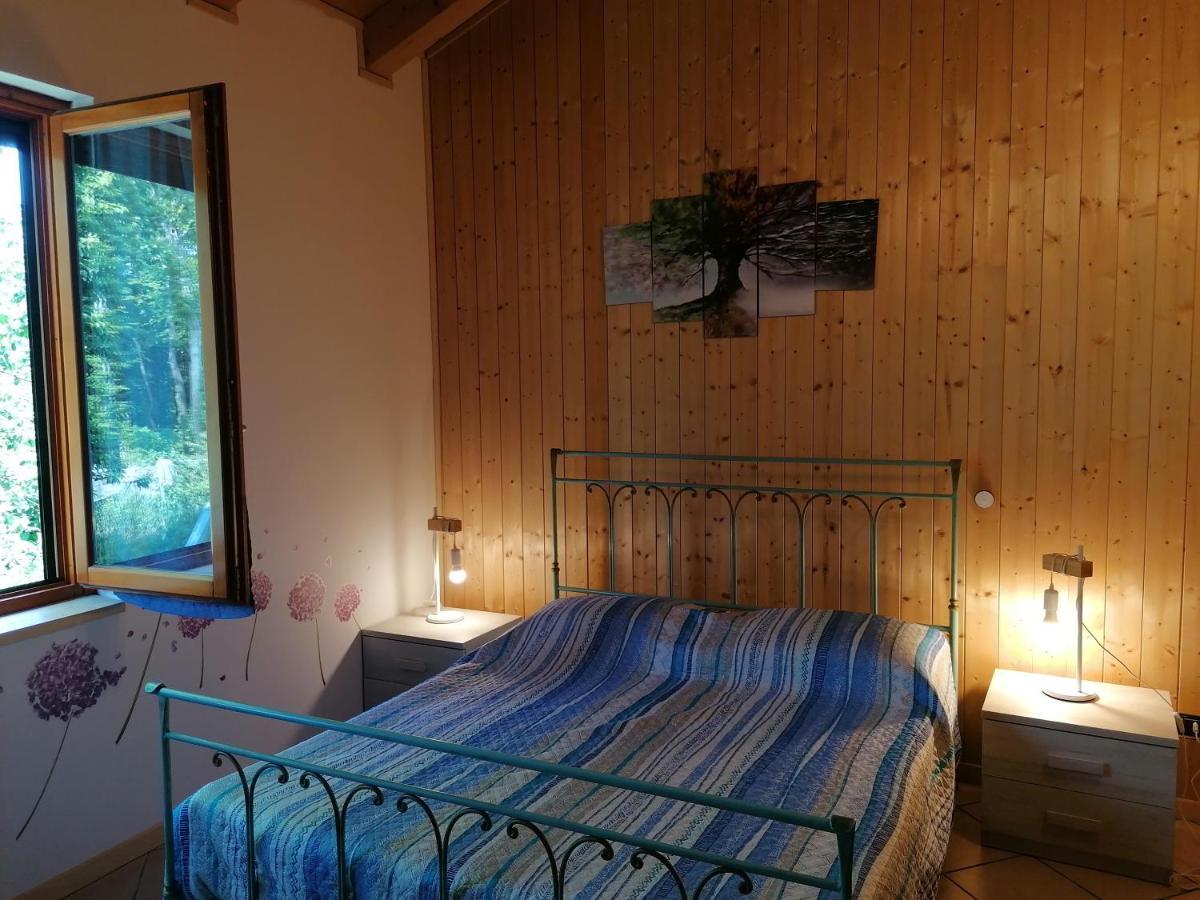 Agriturismo Bio Apipoli Villa Lucino Eksteriør billede