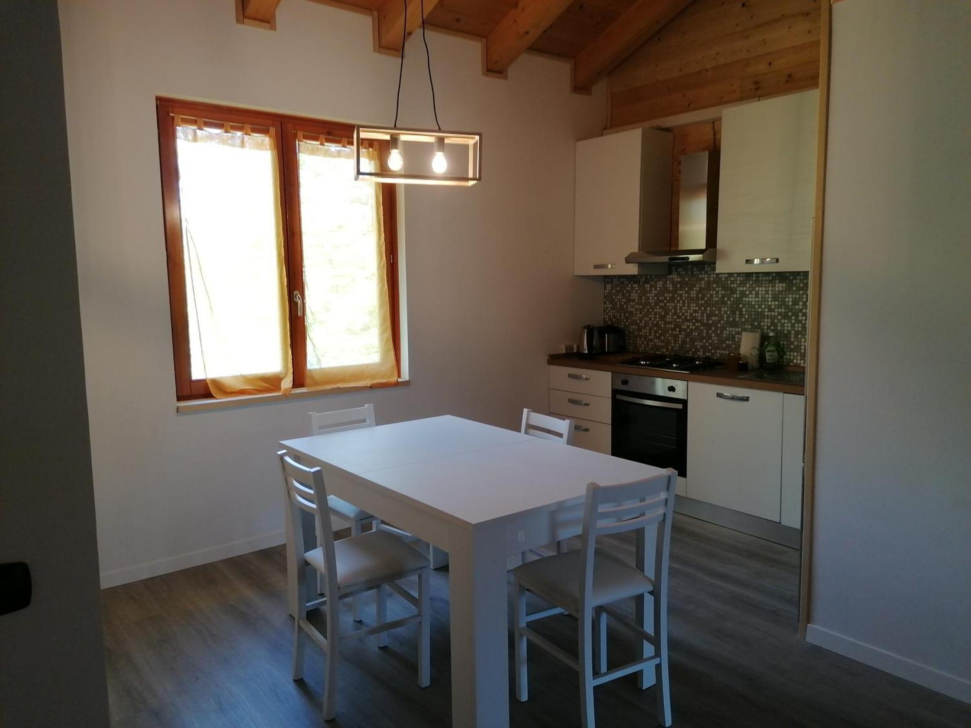 Agriturismo Bio Apipoli Lucino Eksteriør billede